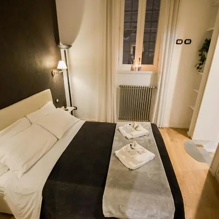 Bruno Domus Moderna Apartment