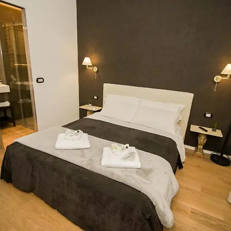 Bruno Domus Moderna * Rom